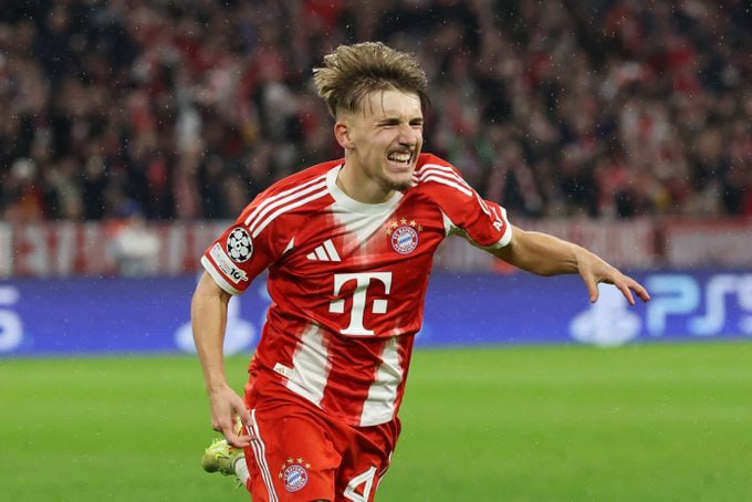 لنارت کارل با سن هفده سال و دویست و چهل و دو روز، به جوان ترین بازیکن بایرن تبدی... odhefdyzw9ces4zdzrhurd rk97jcwpcm4cfnxgegz5w7ug9c8jgocf1l1shfsvtw4vgrusww3tqusb3xly857olzaddxaowwhha.jpeg