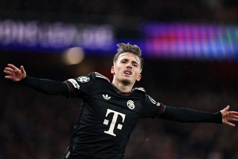 اگر لِنارت کارل امشب مقابل اسپورتینگ لیسبونگل بزند، به جوانترین بازیکن تاریخ لی... TJPK7K WHT6ZBXg8 C4rdlgGRUS2UHMmNQQDXMr50qF2JoTp9zjhbWgFQPeyjg85USCTacxsBdaM Mq B48Z7V8DQomfxQs RSmz