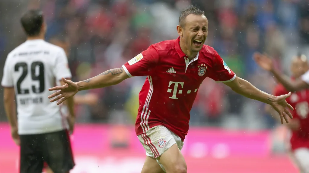 Rafinha celebrates his goal against Ingolstadt.
