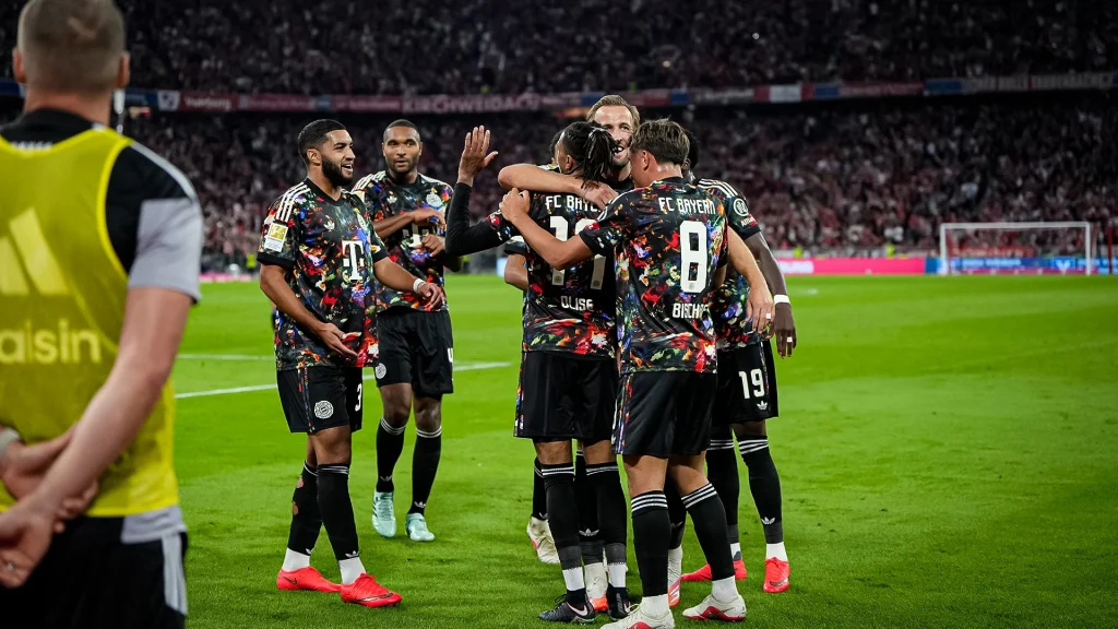 Ismael Saibari, Harry Kane, Michael Olise, Tom Bischof und Co. während des Bundesligaspiels zwischen dem FC Bayern und Union Berlin
