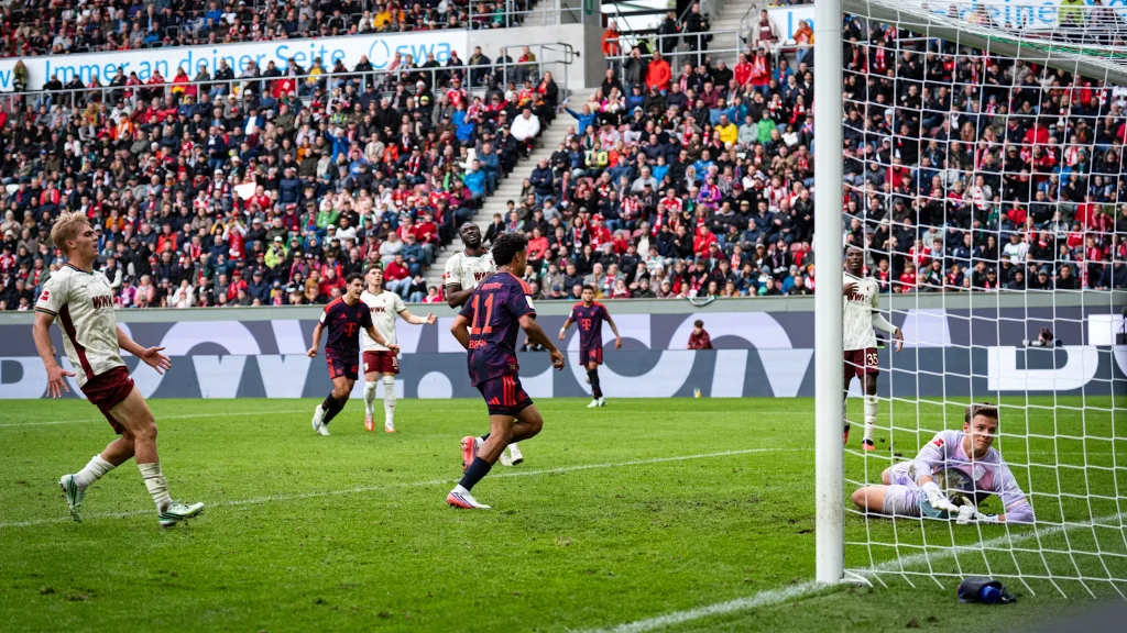 Nene Brown erzielt das 2:2 für den FC Bayern