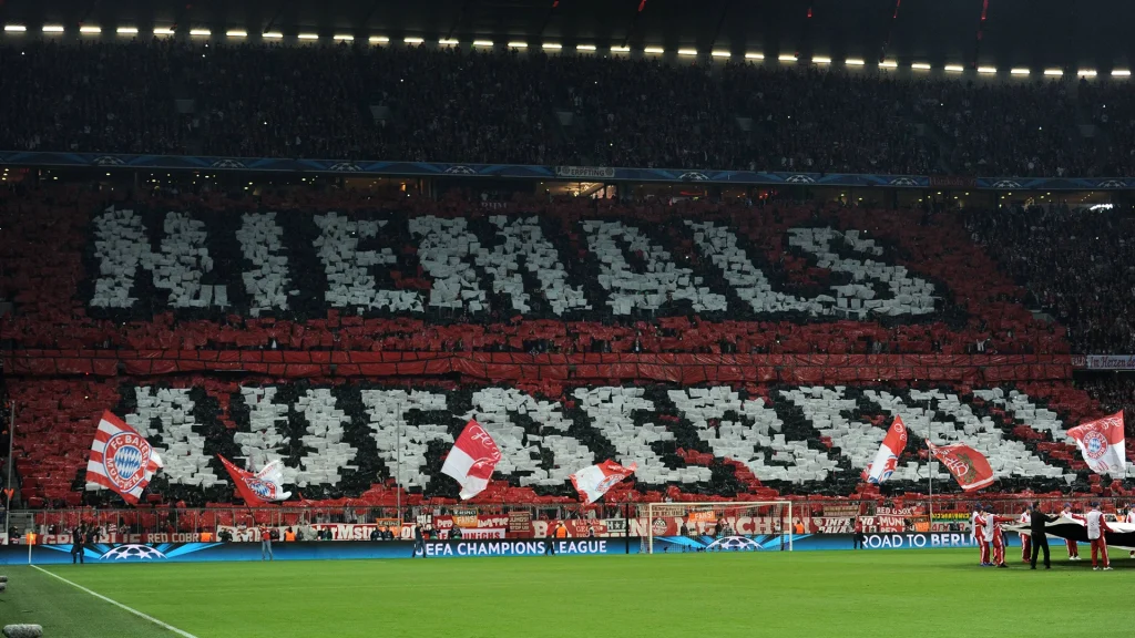 Bayern Fan tifos